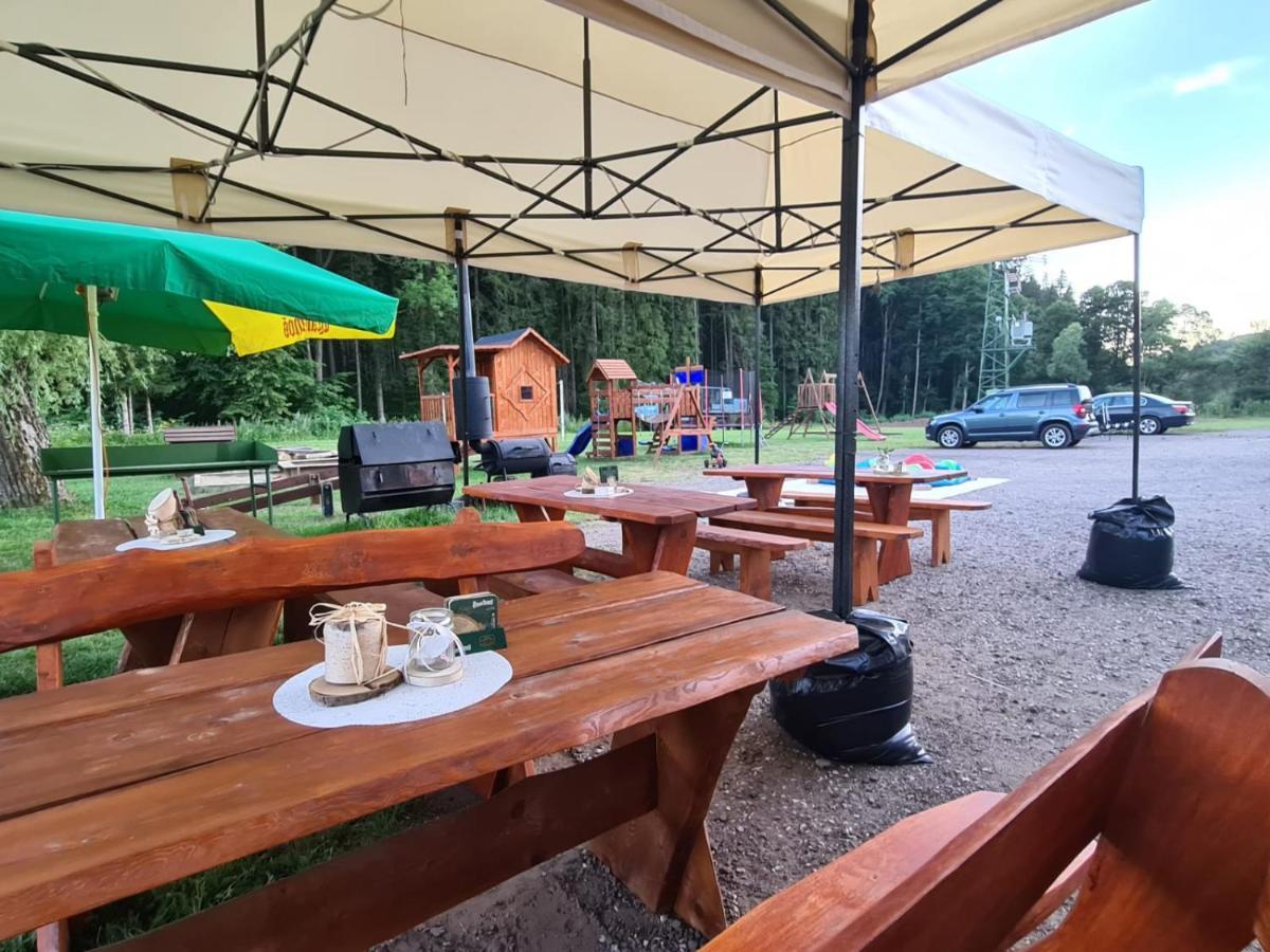 Pension Peklo Трутнов Екстериор снимка