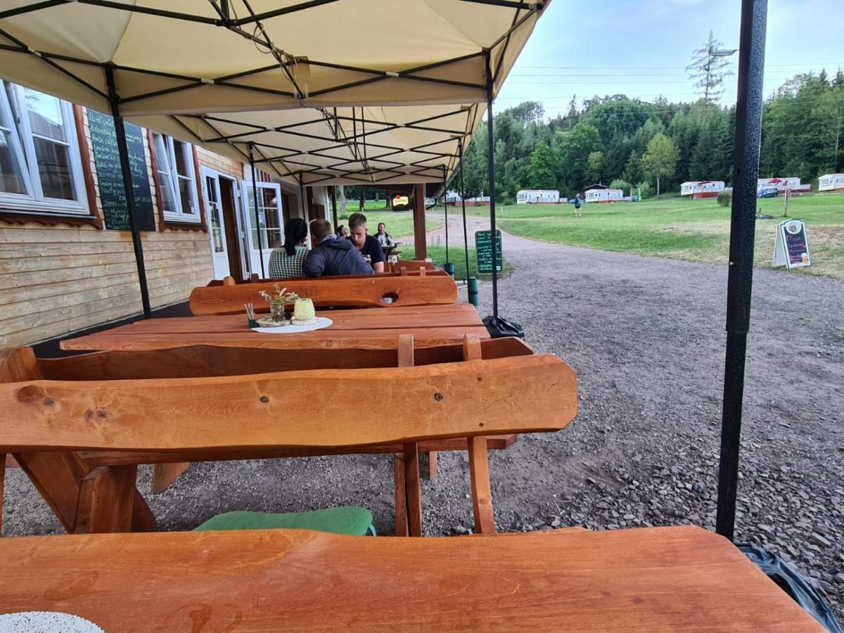 Pension Peklo Трутнов Екстериор снимка