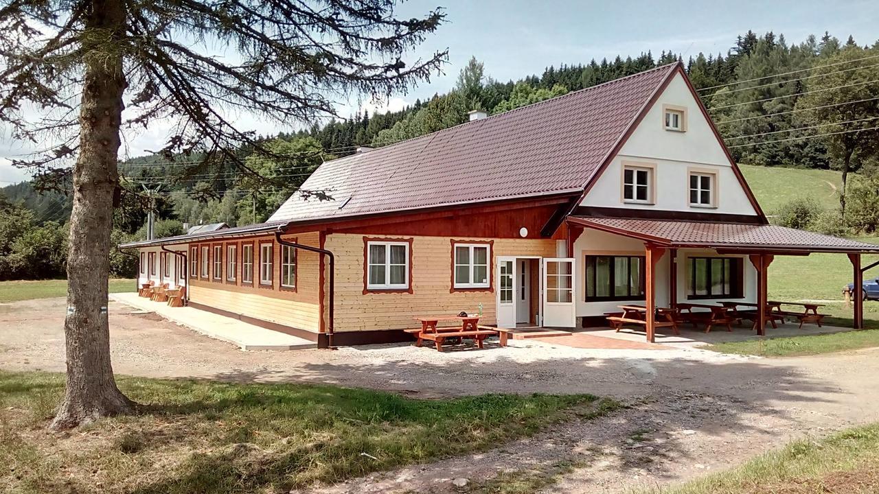 Pension Peklo Трутнов Екстериор снимка
